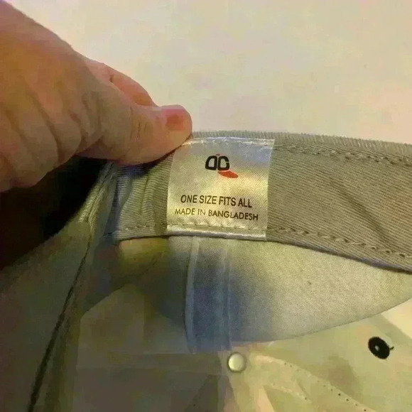 Brickyard 400 August 5, 2000 NASCAR CAP/ HAT, black, tan & white. Cotton - Picture 8 of 9